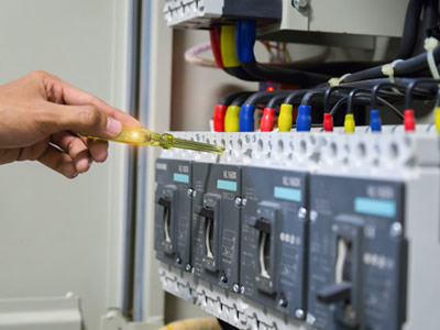 LEAKAGE CURRENT RELAY TESTS
